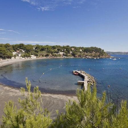 Les Bois Flottes . Plage De La Verne La Seyne-sur-Mer Exterior photo