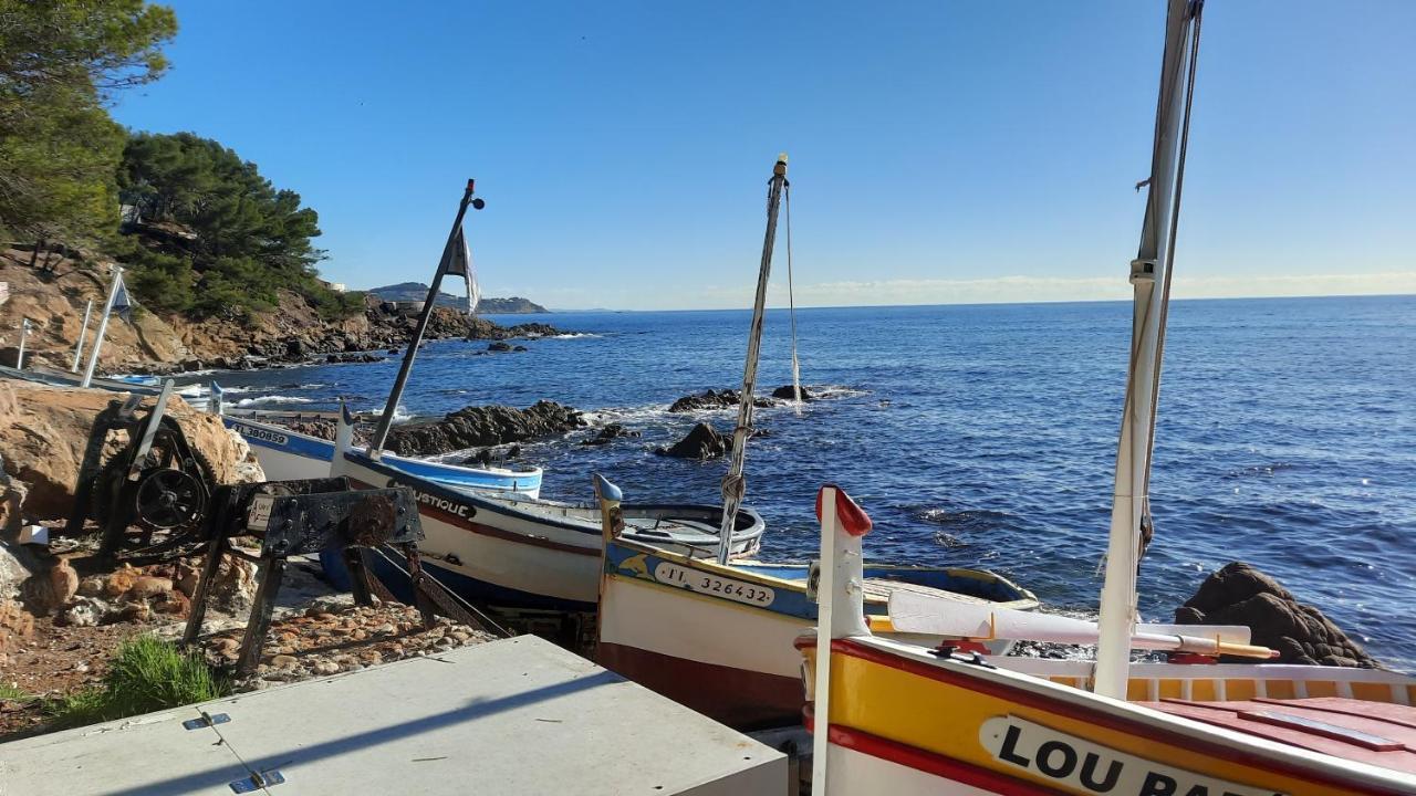 Les Bois Flottes . Plage De La Verne La Seyne-sur-Mer Exterior photo